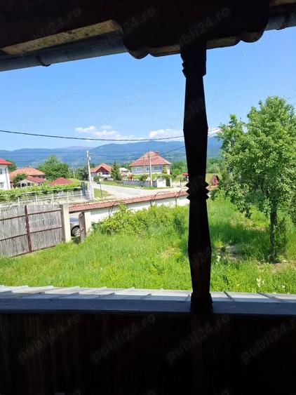 Casă cu Teren 4500 Mp în Central