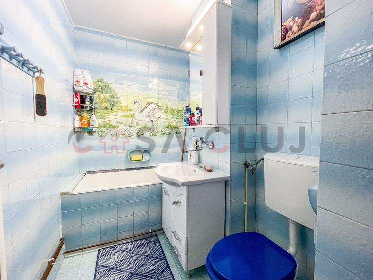 Apartament cu 4 camere semidecomandat, mobilat în Mănăștur