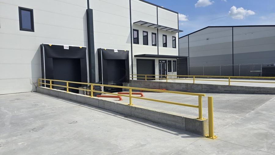Spațiu industrial, de 2,405 mp, în Balotești