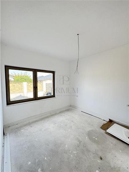 Casă individuală cu 5 camere cu Teren 460 Mp în Giroc