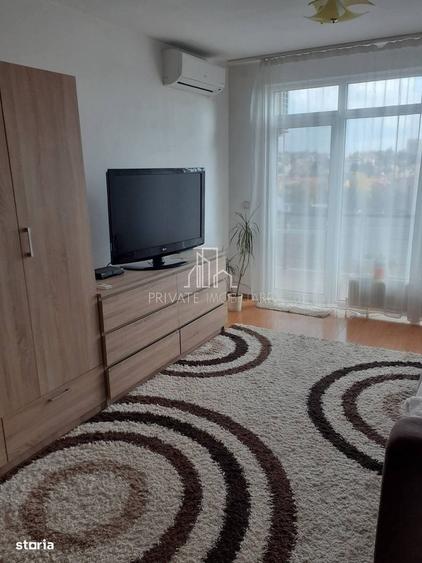Garsonieră decomandată în Semicentral