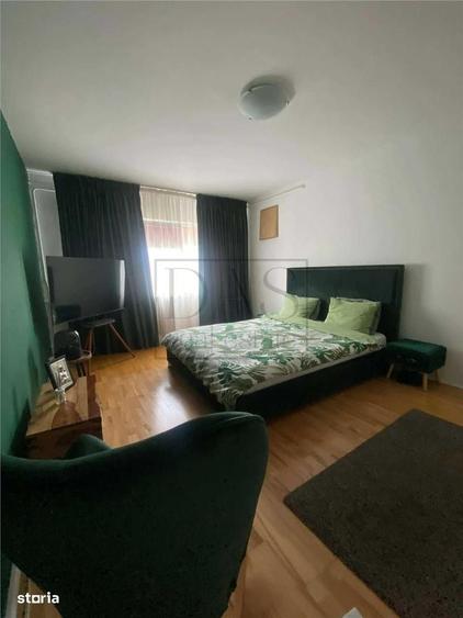 Apartament cu 3 camere decomandat în Aviației