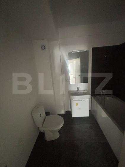 Apartament modern cu 3 camere, 65 mp utili+ terasa generoasa  Str. Aurel V - 8