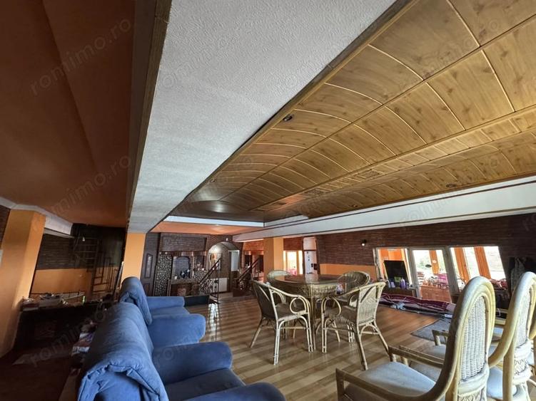 Casă cu 6 camere cu Teren 1768 Mp în Becicherecu Mic