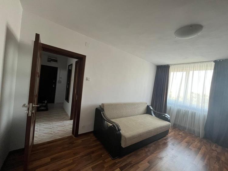 Apartament cu 2 camere decomandat în Alexandru Obregia