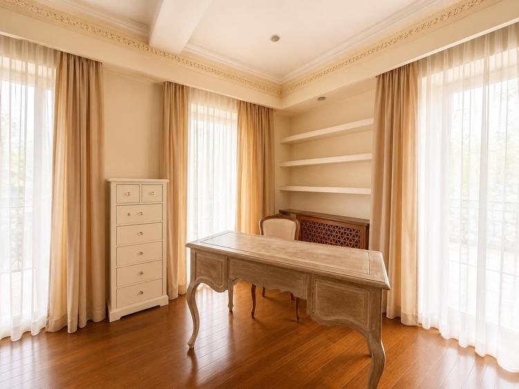 Casă individuală cu 5 camere cu Canalizare în Băneasa