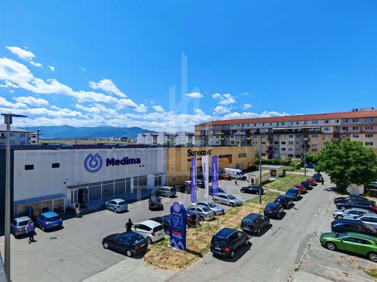 Apartament cu 3 camere decomandat în Hipodrom 2