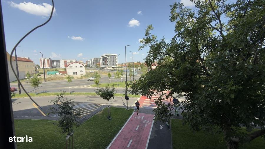 Apartament cu 2 camere decomandat în Decebal