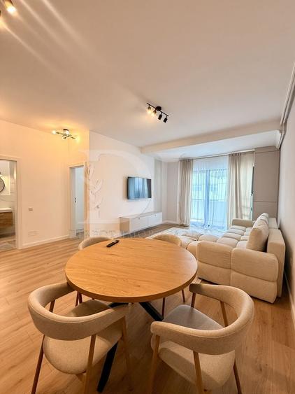 Apartament cu 2 camere semidecomandat în Florești