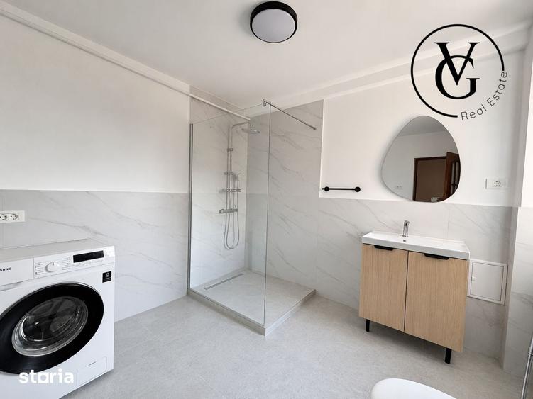 Apartament cu 3 camere semidecomandat în Centrul Civic
