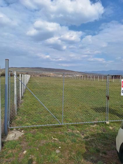 Teren de 3024 mp, în Central