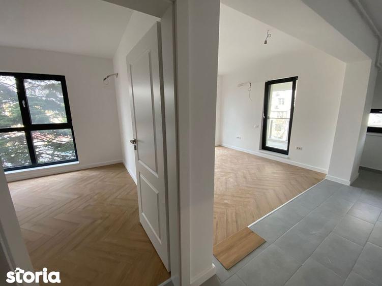 Apartament cu 2 camere decomandat în Crângași