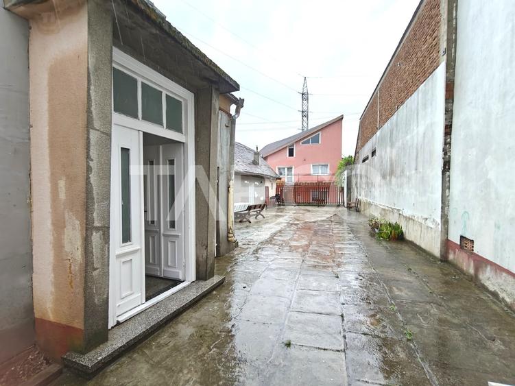 Casă individuală cu 4 camere cu Canalizare în Turnișor