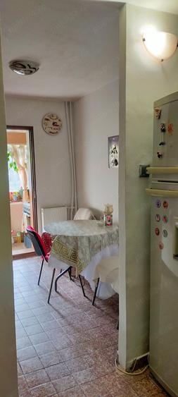 Apartament cu 2 camere decomandat în 9 Mai