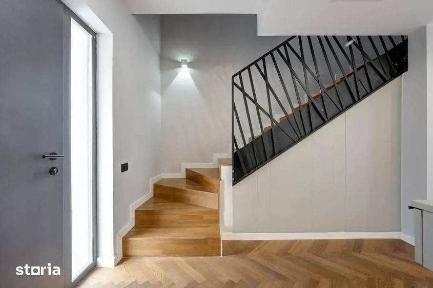Casă cu 4 camere cu Teren 240 Mp în Tunari