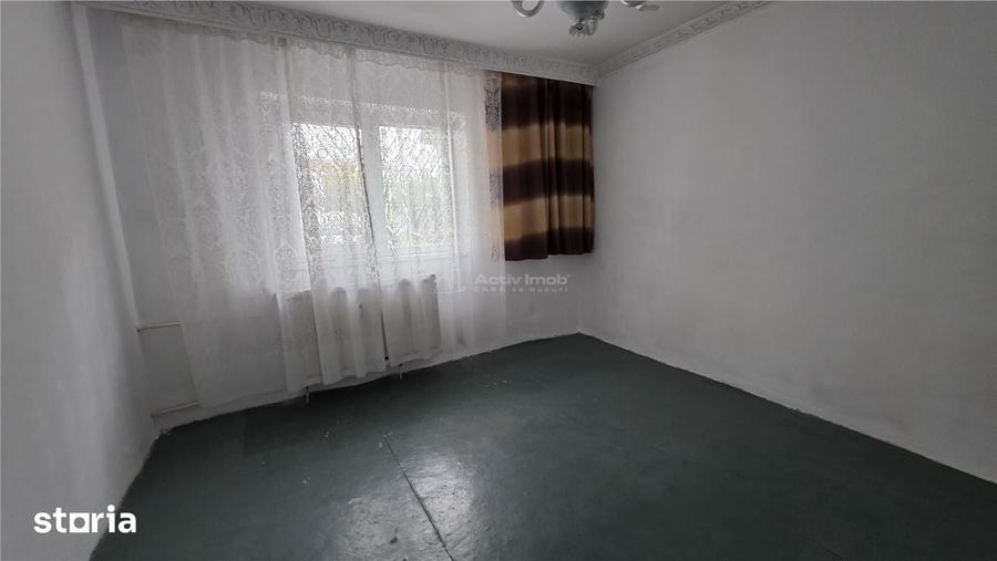 Apartament cu 2 camere decomandat în Malu Mare
