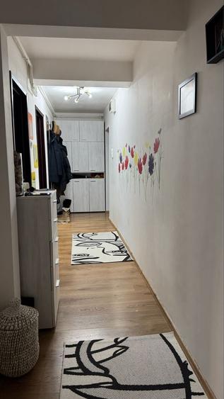 Apartament cu 2 camere decomandat în Florești