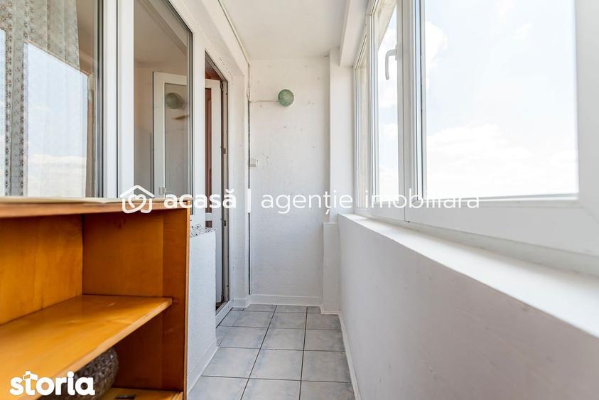 Apartament cu 2 camere decomandat, mobilat în Romanilor