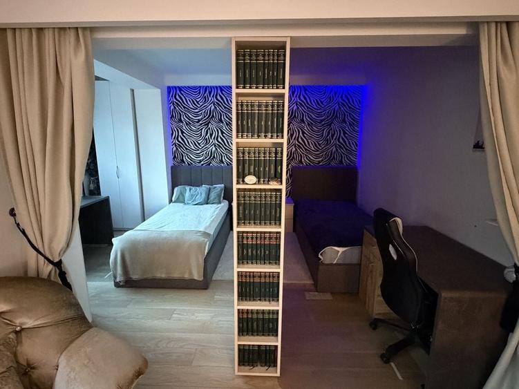 Apartament cu 3 camere semidecomandat în Ultracentral