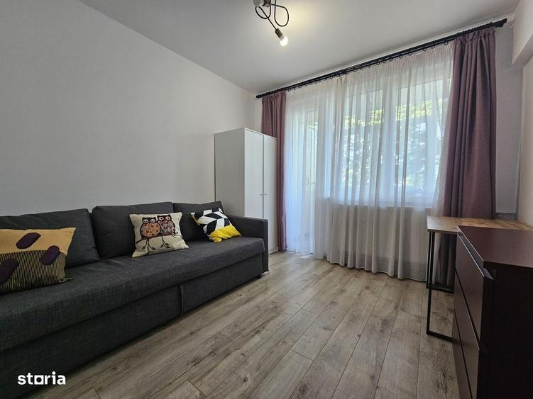 Apartament cu 3 camere semidecomandat în Gara de Nord