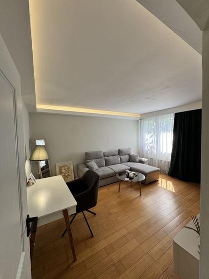 Apartament cu 2 camere decomandat în Tineretului