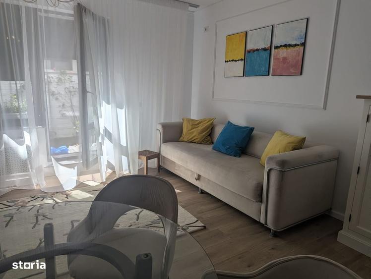 Casă cu 4 camere în Străulești