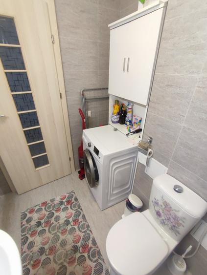 Apartament cu 2 camere decomandat în Între Lacuri