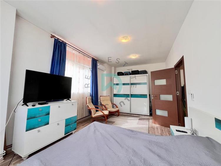 Casă cu 5 camere cu Teren 1700 Mp în Turnișor