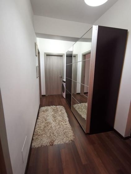 Apartament cu 2 camere decomandat în Apărătorii Patriei