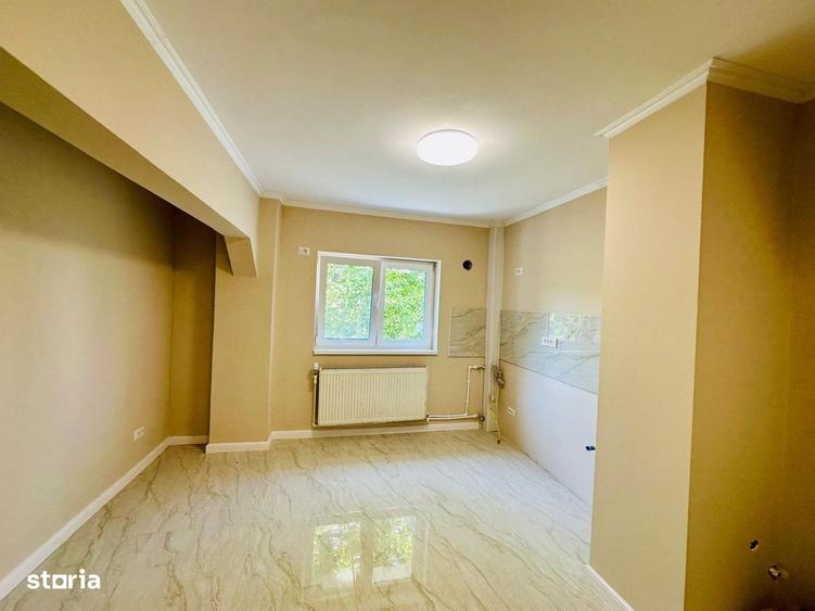 Apartament cu 3 camere în Apărătorii Patriei