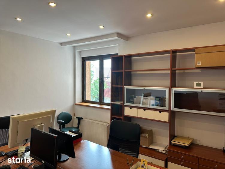 Apartament cu 4 camere decomandat, mobilat în Cotroceni