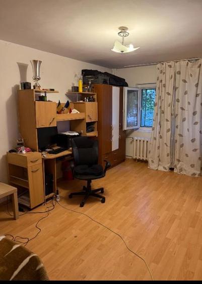 Apartament cu 2 camere decomandat în Colentina