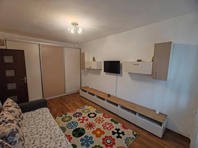 Apartament cu 2 camere decomandat în Drumul Taberei
