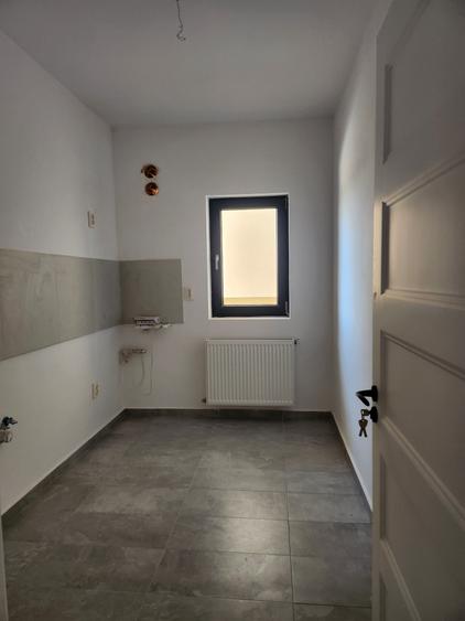 Apartament cu 2 camere decomandat în Haliu
