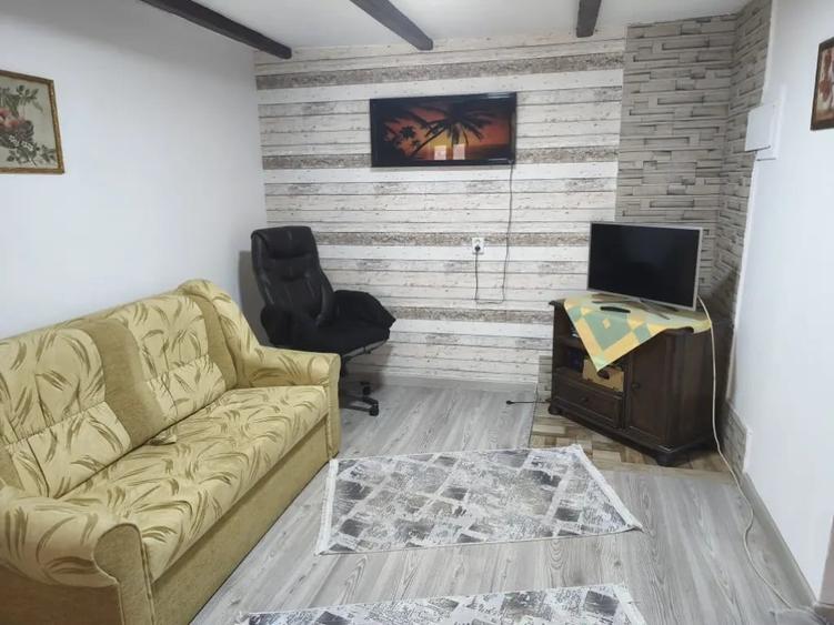 Casă cu 3 camere în Uileacu de Munte