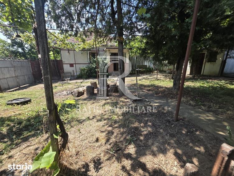 Casă cu 2 camere cu Teren 4029 Mp în Sânmartin