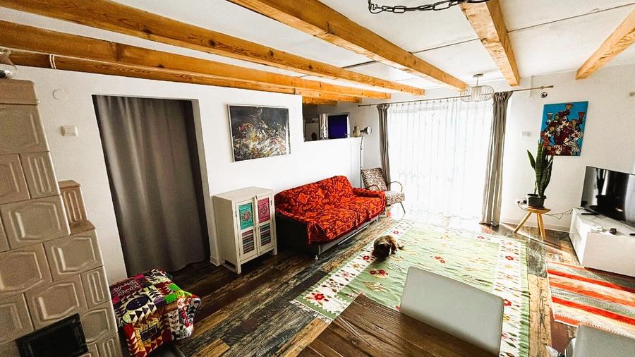 Duplex cu 5 camere cu Teren 1700 Mp în Vișani