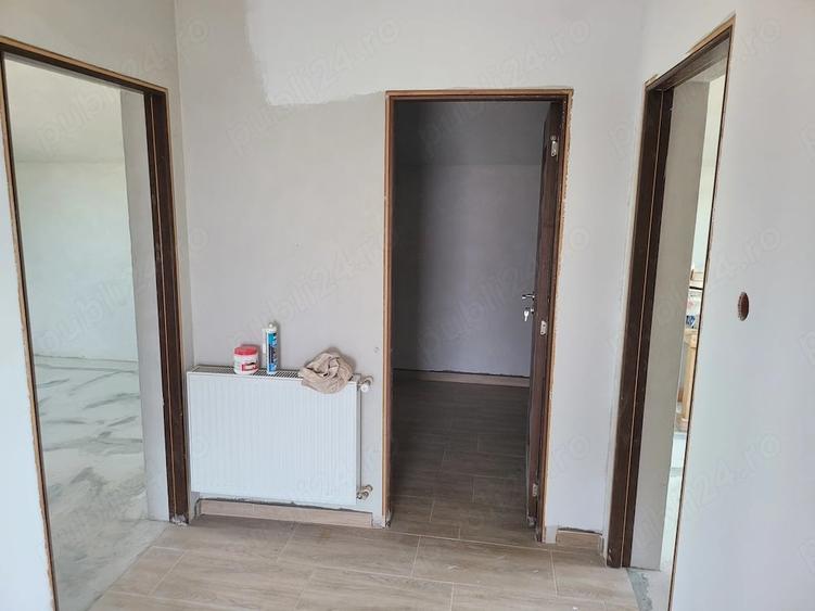 Casă cu Teren 790 Mp în Victor Vlad Delamarina