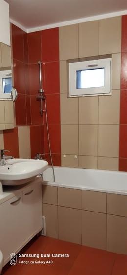 Apartament cu 2 camere semidecomandat, mobilat în Titan