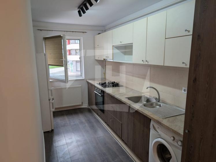 Apartament 2 camere decomandat, parcare, zona Vivo - 8