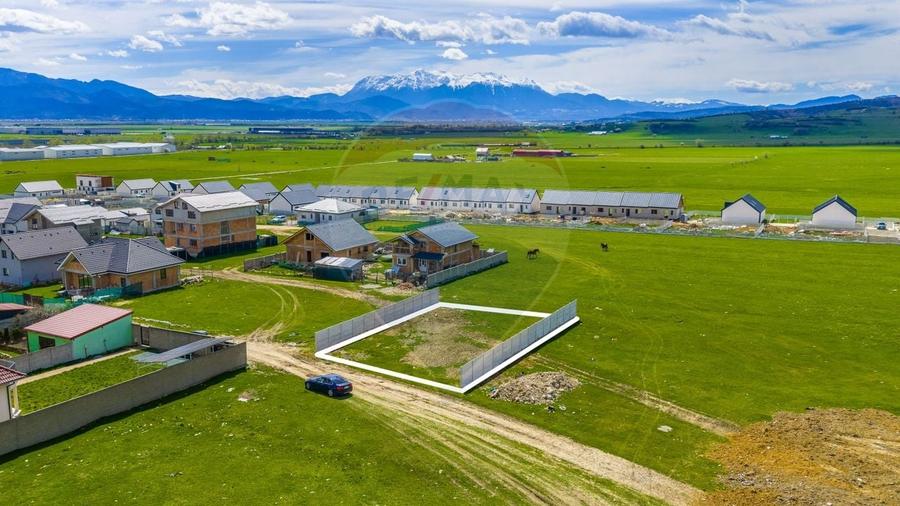 Teren Construcții intravilan de 500 mp, în Nord-Vest