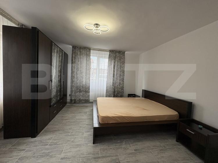 Apartament cu 3 camere decomandat, mobilat în Florești
