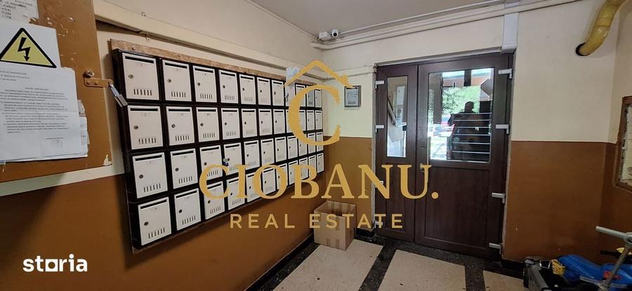 Apartament cu 3 camere semidecomandat în George Enescu