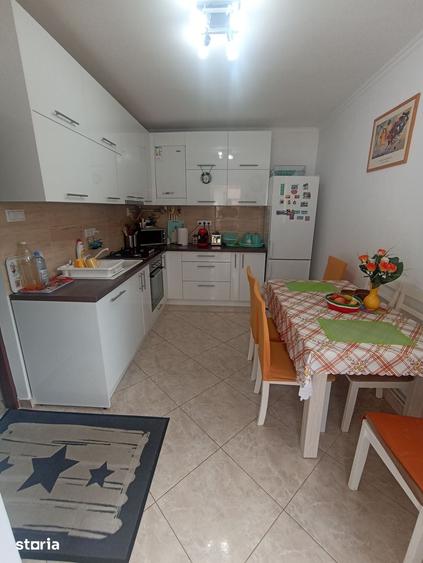 Casă cu 2 camere cu Teren 468 Mp în Central