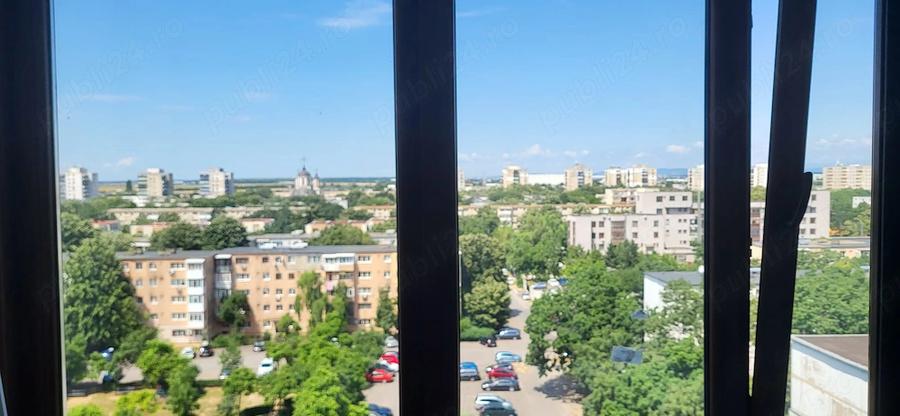 Apartament cu 2 camere decomandat în Vest