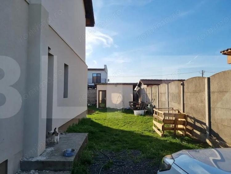 Casă cu 5 camere cu Teren 605 Mp în Urseni