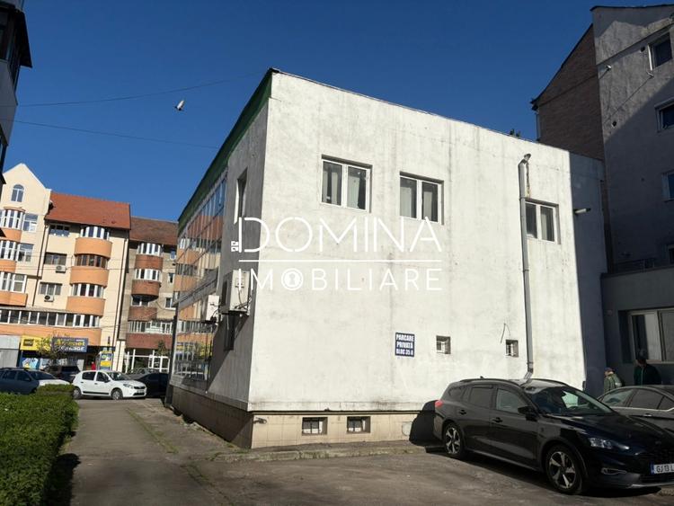 Spațiu comercial, de 510 mp, în Central