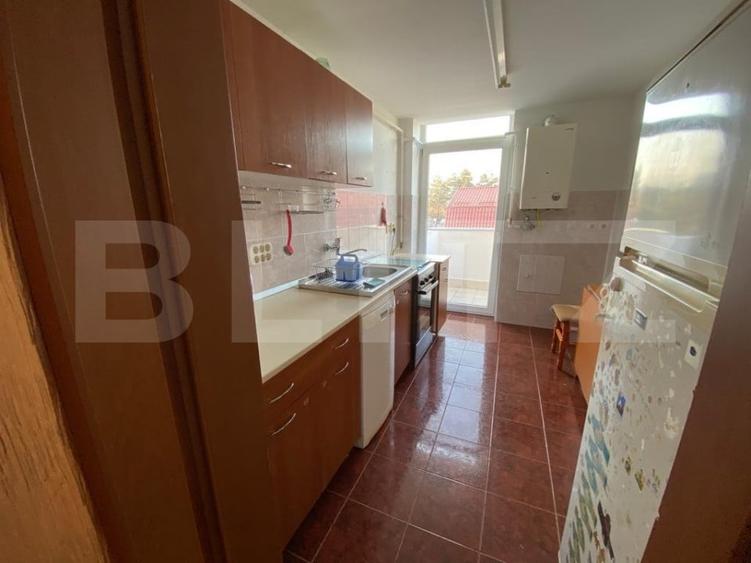 Apartament cu 3 camere semidecomandat, mobilat în Mănăștur
