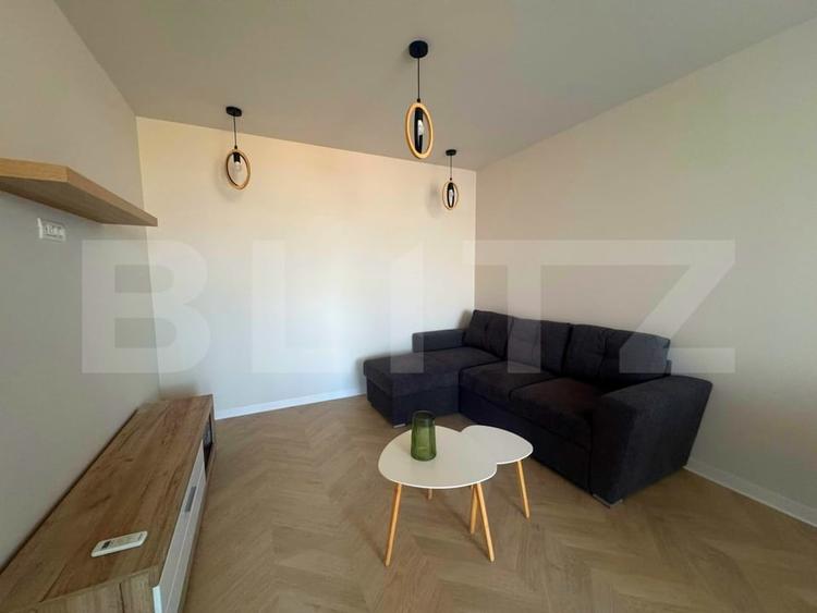 Apartament cu 2 camere decomandat, mobilat în Aradului