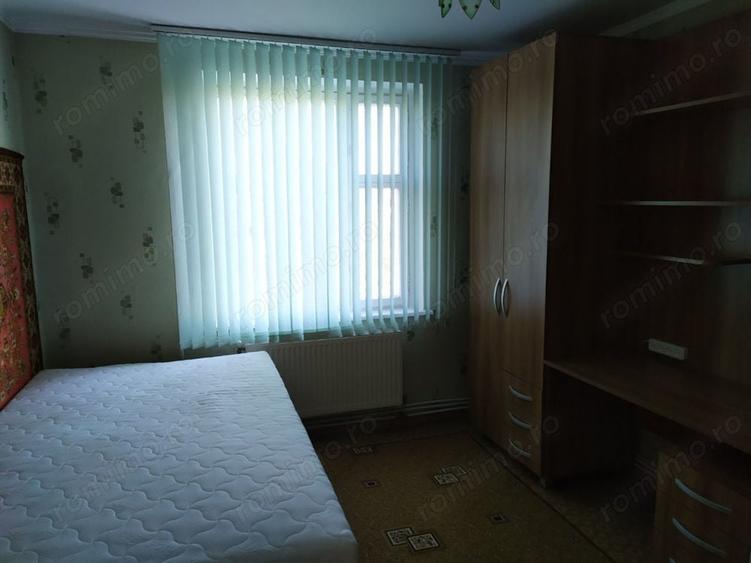 Apartament cu 3 camere decomandat în Vlahuță